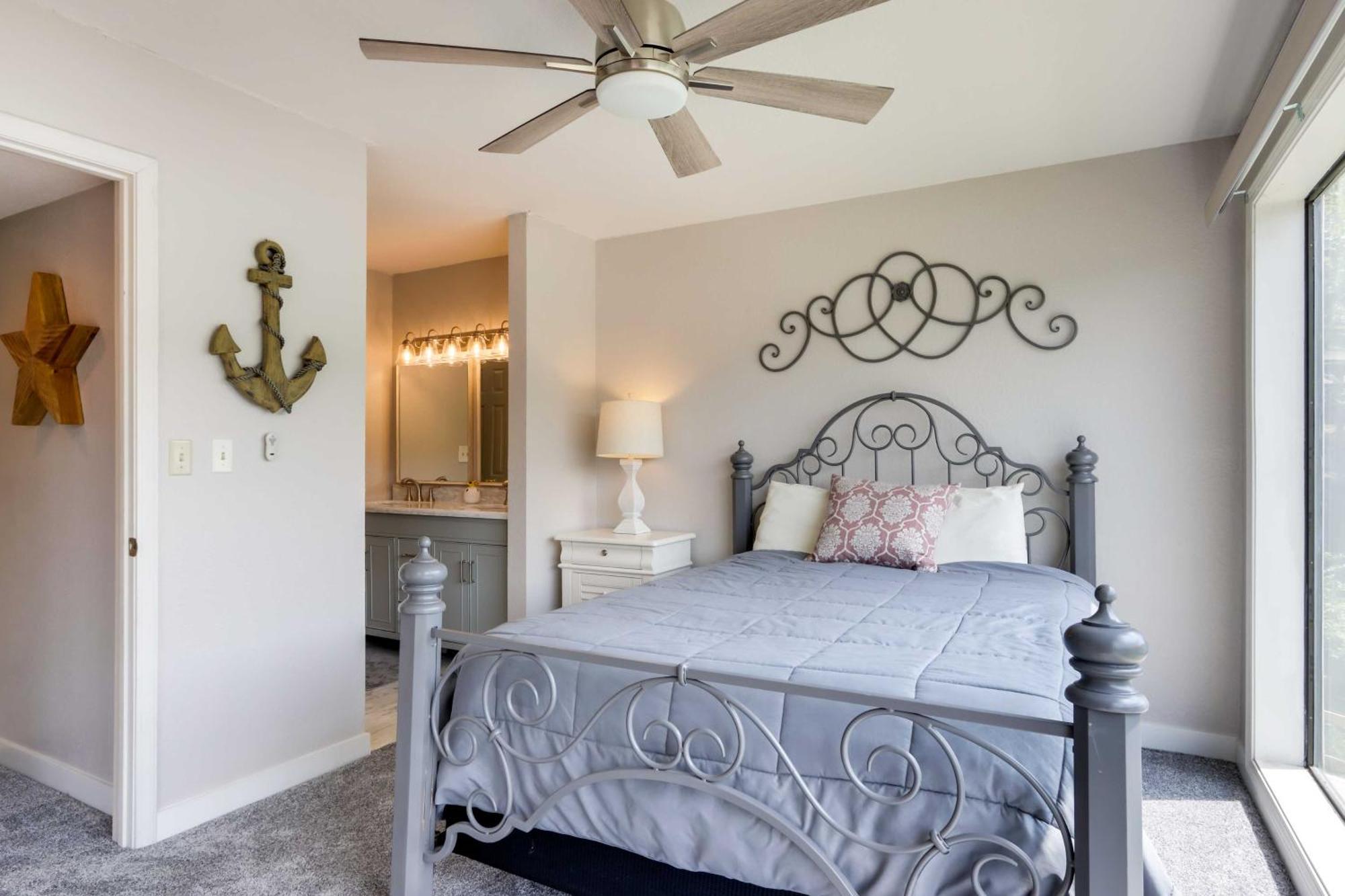 Lakefront Osage Beach Condo With Community Pool Esterno foto